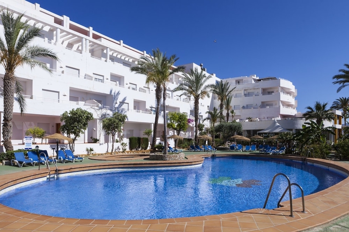 Imagen de la piscina del Hotel México, Vera. Foto 18
