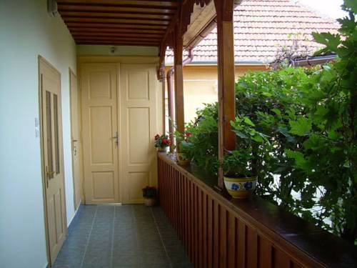 Imagen general del Hotel M&eacute;z Apartman. Foto 8