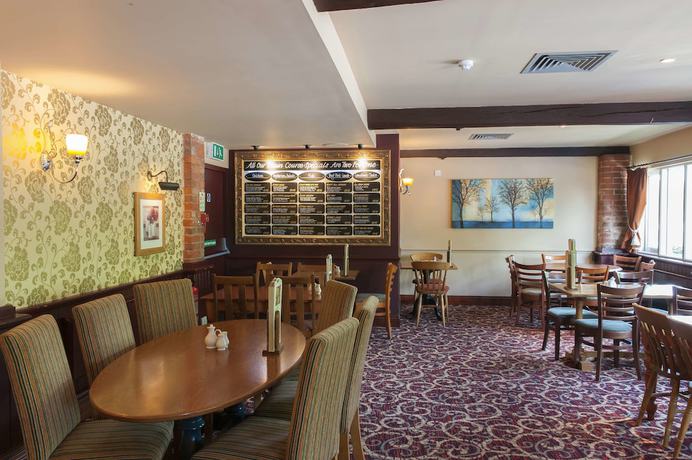 Imagen del bar/restaurante del Hotel Meadow Farm, Redditch by Marstons Inns. Foto 4
