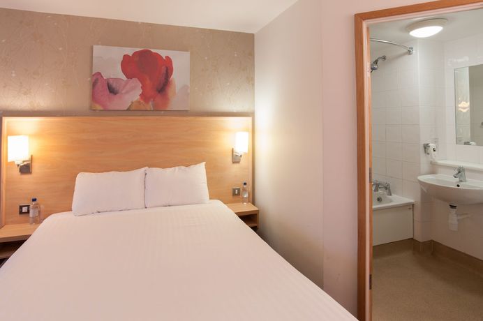 Imagen de la habitación del Hotel Meadow Farm, Redditch by Marstons Inns. Foto 15