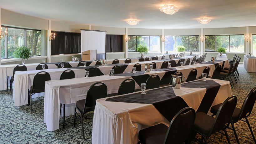 Imagen de la habitación del Hotel Meadowbrook Inn. Foto 6