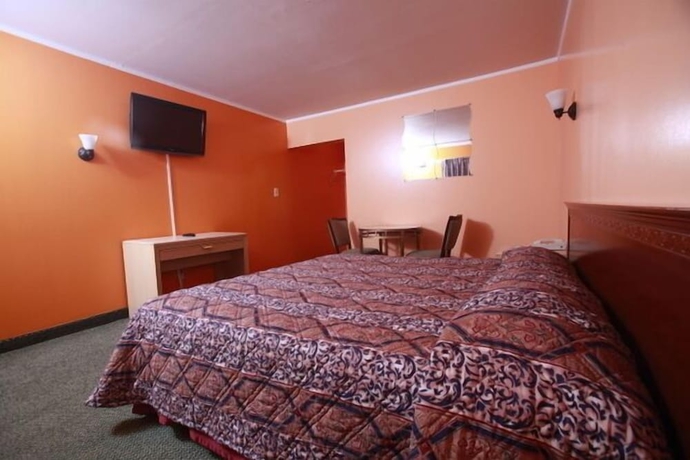 Imagen de la habitación del Hotel Meadowbrook Motor Lodge. Foto 6