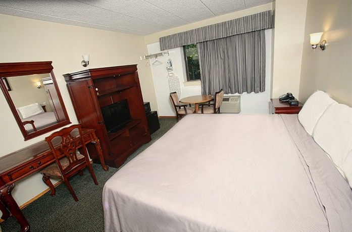 Imagen de la habitación del Hotel Meadowbrook Motor Lodge. Foto 11