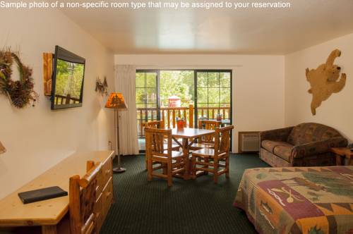 Imagen de la habitación del Hotel Meadowbrook Resort. Foto 7