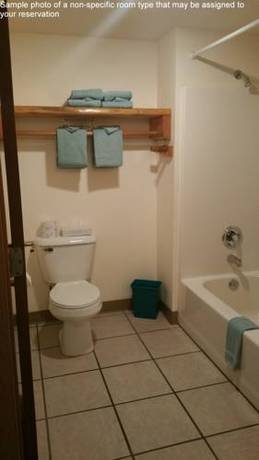 Imagen de la habitación del Hotel Meadowbrook Resort. Foto 8