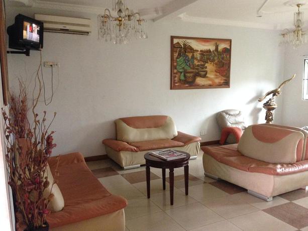Imagen de los interiores del Hotel Meaglent. Foto 12