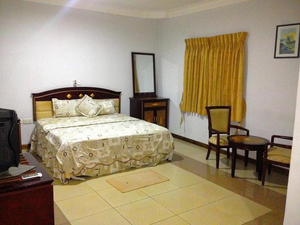 Imagen de la habitación del Hotel Meaglent. Foto 8