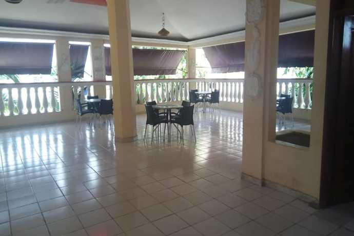 Imagen del bar/restaurante del Hotel Meambly. Foto 4