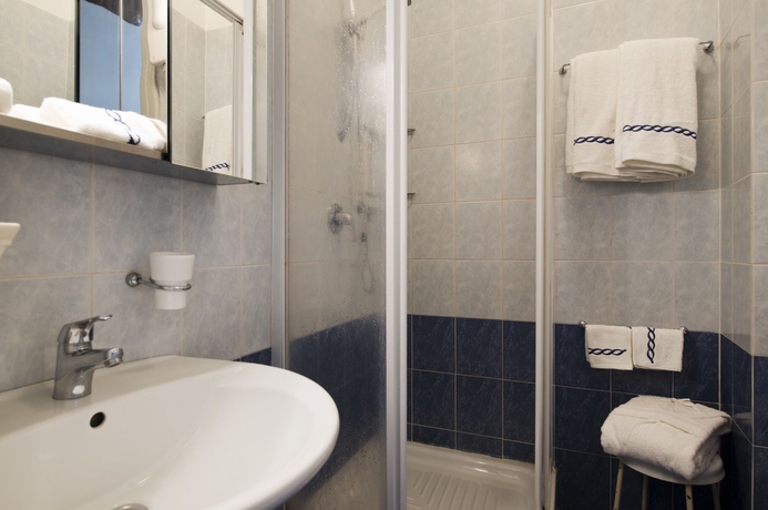 Imagen de la habitación del Hotel Mec. Foto 15