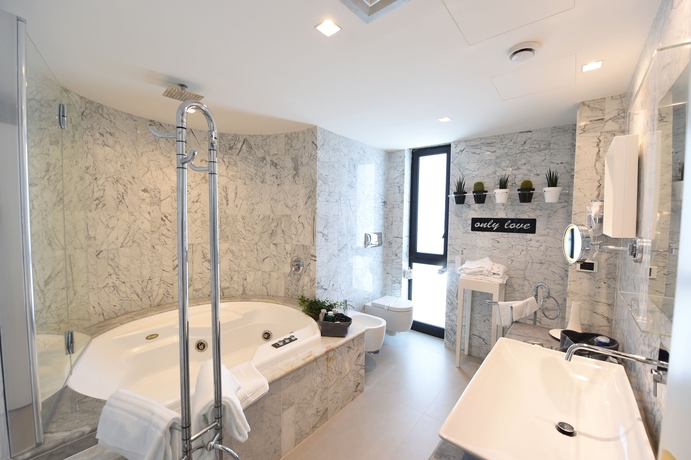 Imagen de la habitación del Hotel Mec Paestum. Foto 7