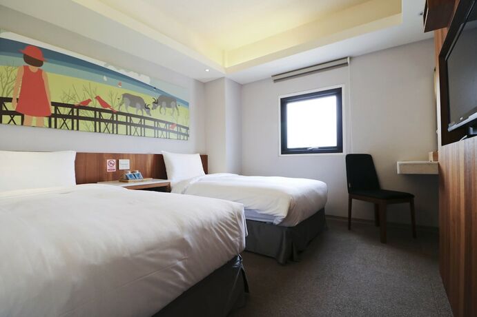 Imagen de la habitación del Hotel Meci. Foto 17
