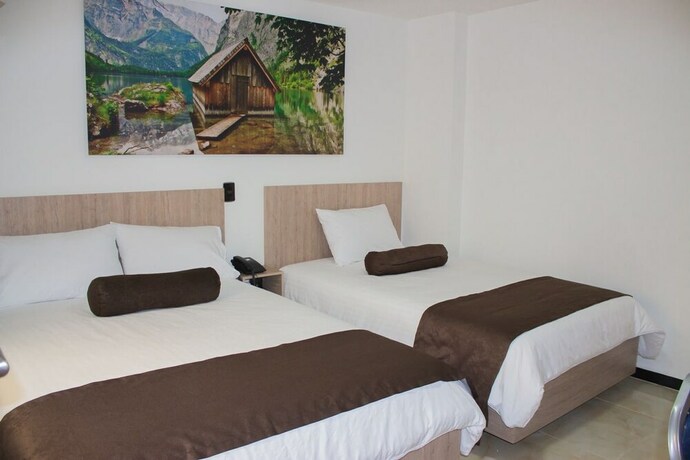 Imagen de la habitación del Hotel Med Estadio. Foto 25