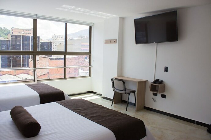 Imagen de la habitación del Hotel Med Estadio. Foto 34