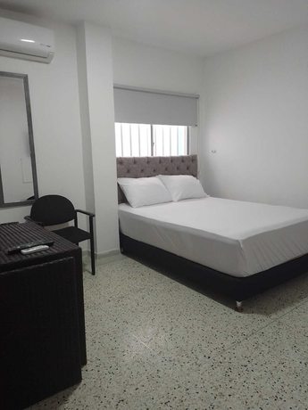 Imagen de la habitación del Hotel Med suites 94. Foto 6