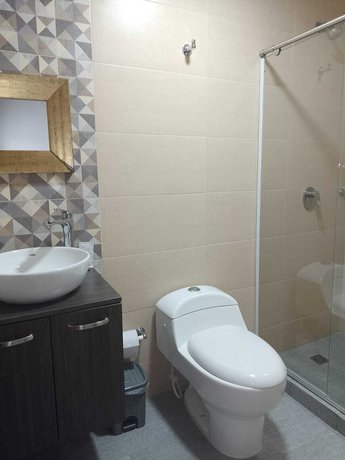 Imagen de la habitación del Hotel Med suites 94. Foto 9