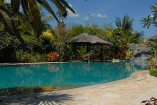 Imagen de la piscina del Hotel Medana Resort. Foto 11