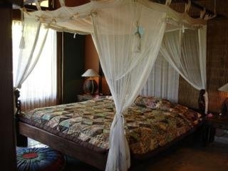 Imagen de la habitación del Hotel Medana Resort. Foto 9