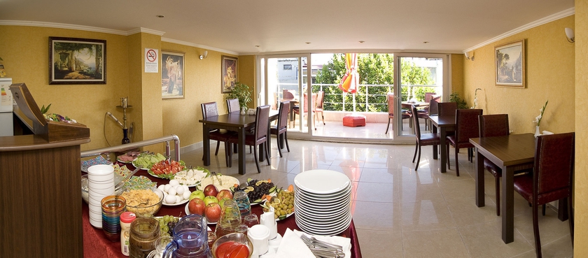 Imagen del bar/restaurante del Hotel Meddusa. Foto 2