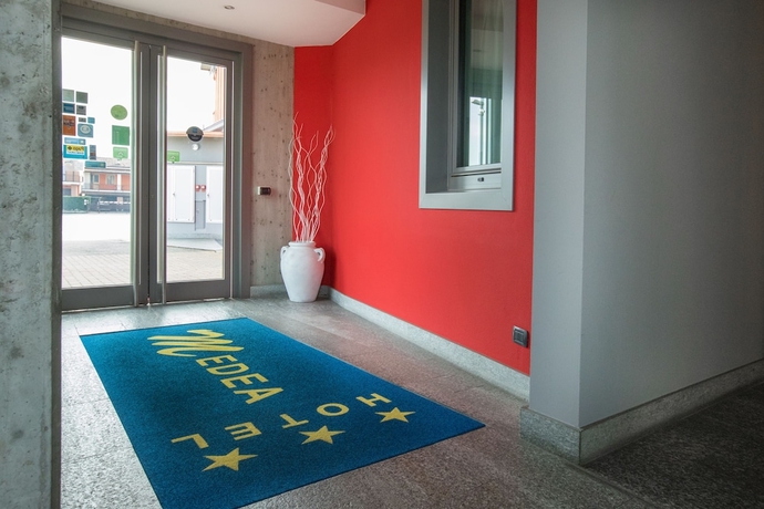 Imagen de los interiores del Hotel Medea, Alba. Foto 15