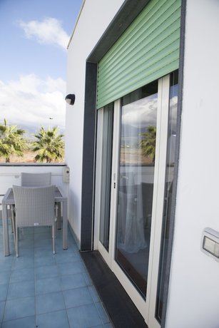 Imagen de la habitación del Hotel Medea Beach Resort. Foto 9