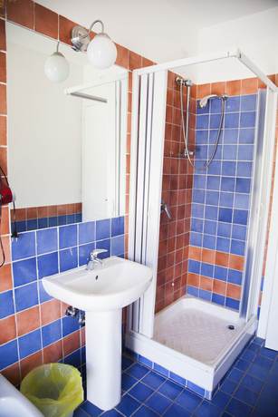 Imagen de la habitación del Hotel Medea Beach Resort. Foto 10