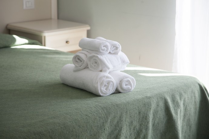 Imagen de la habitación del Hotel Medea Beach Resort. Foto 15