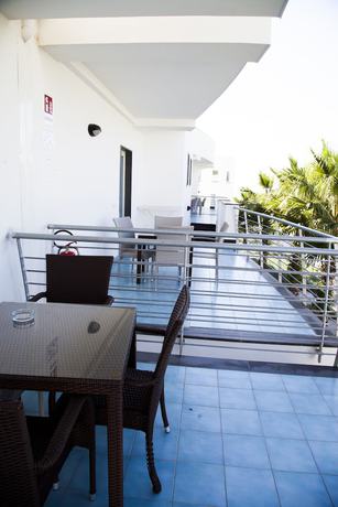 Imagen de la habitación del Hotel Medea Beach Resort. Foto 16