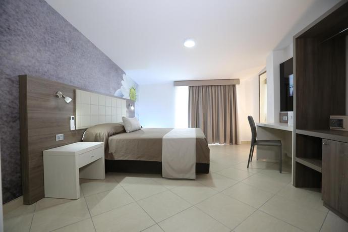 Imagen de la habitación del Hotel Medea Resort. Foto 4
