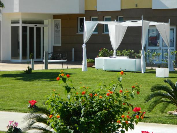 Imagen de los exteriores del Hotel Medea Resort. Foto 10