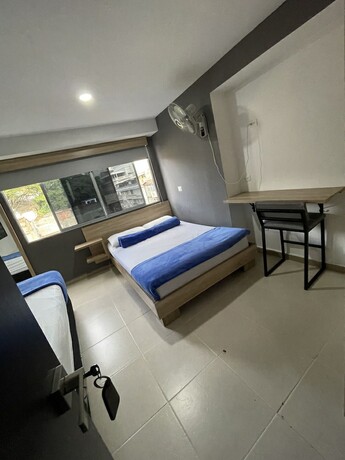 Imagen de la habitación del Hotel Medell&iacute;n Central. Foto 18