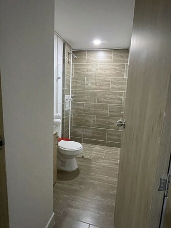 Imagen general del Hotel Medell&iacute;n Central. Foto 12