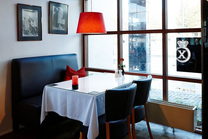 Imagen del bar/restaurante del Hotel Medi. Foto 5