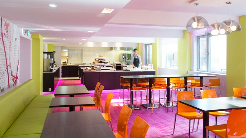 Imagen del bar/restaurante del Hotel MediInn Oslo. Foto 1