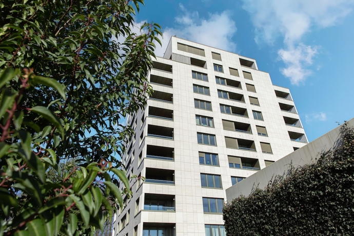 Imagen general del Hotel Media Bay Apartments. Foto 1