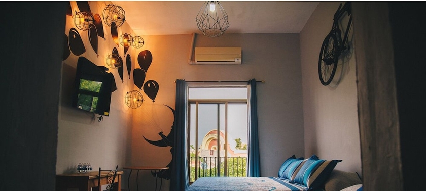 Imagen de la habitación del Hotel Media Luna. Foto 18