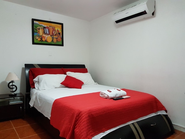 Imagen de la habitación del Hotel Media Luna santa marta. Foto 6