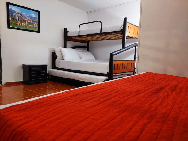 Imagen de la habitación del Hotel Media Luna santa marta. Foto 8