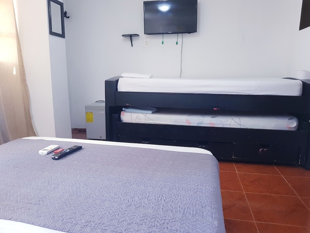 Imagen de la habitación del Hotel Media Luna santa marta. Foto 10