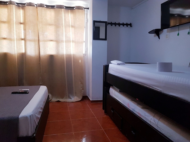 Imagen de la habitación del Hotel Media Luna santa marta. Foto 11