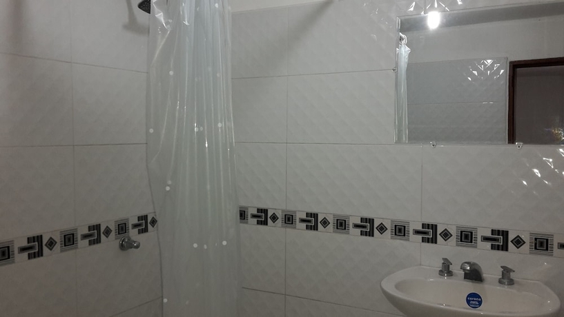Imagen de la habitación del Hotel Media Luna santa marta. Foto 17