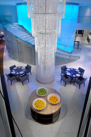 Imagen de los interiores del Hotel Media One Hotel Dubai. Foto 13