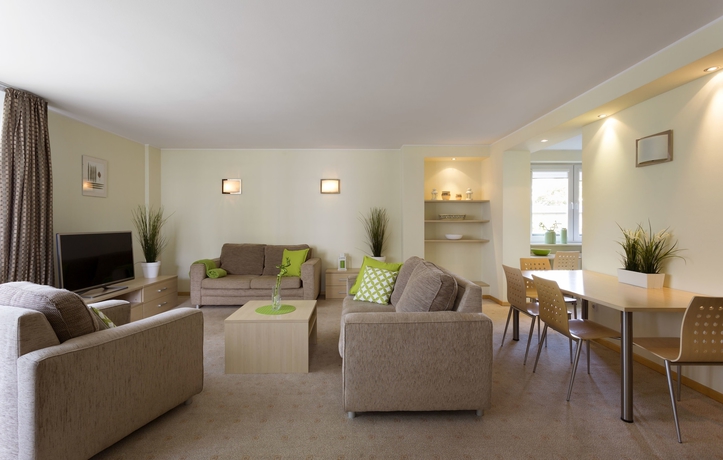 Imagen de los interiores del Hotel Media Park. Foto 15