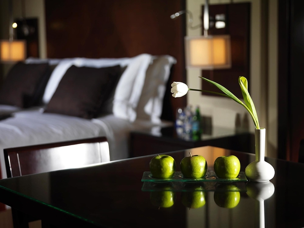 Imagen de la habitación del Hotel Media Rotana. Foto 9