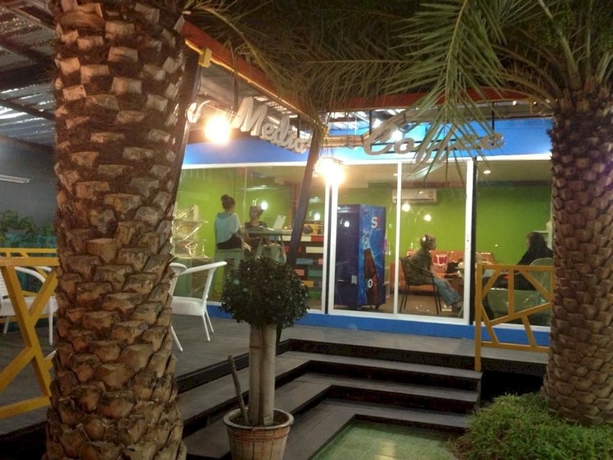 Imagen del bar/restaurante del Hotel Media and Residence. Foto 3