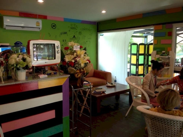 Imagen del bar/restaurante del Hotel Media and Residence. Foto 6