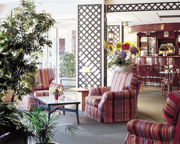 Imagen de los interiores del Hotel Median Geneve Aeroport. Foto 10