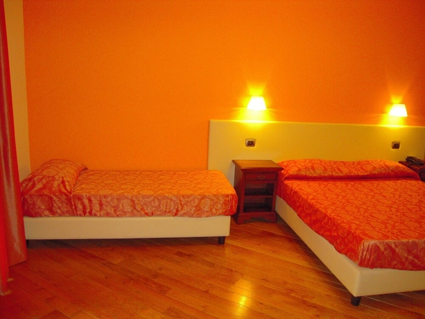 Imagen de la habitación del Hotel Medici, MILAZZO. Foto 2