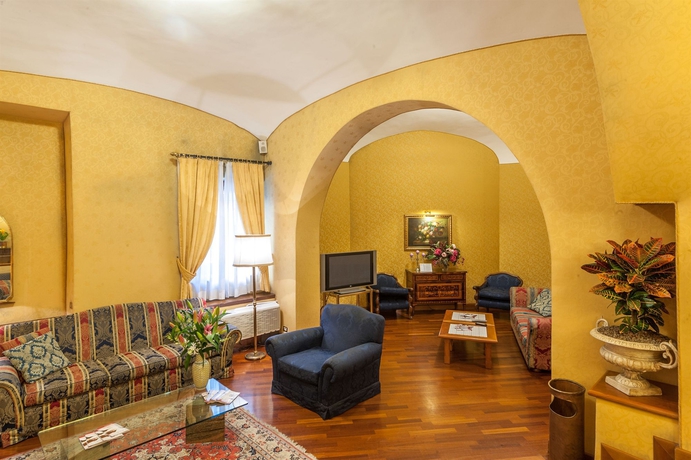 Imagen de los interiores del Hotel Medici, Roma. Foto 15