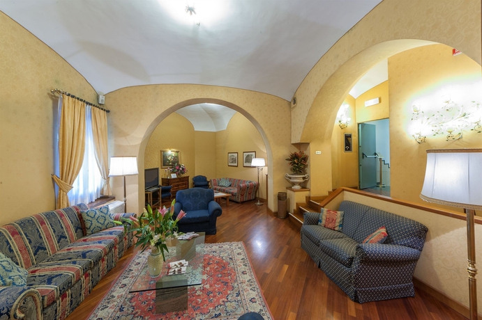 Imagen de los interiores del Hotel Medici, Roma. Foto 16