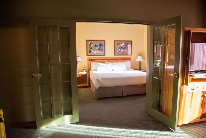Imagen de la habitación del Hotel Medicine Hat Lodge, Trademark Collection by Wyndham. Foto 8